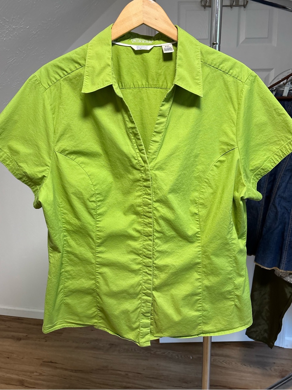 Lime green Riders short sleeve button down with slimming panels, XXL